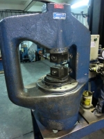 Detalle de prensa 300 Tn